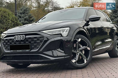 Позашляховик / Кросовер Audi Q8 e-tron 2024 в Дніпрі