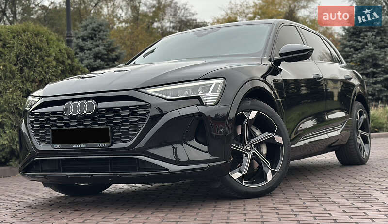 Audi Q8 e-tron 2024