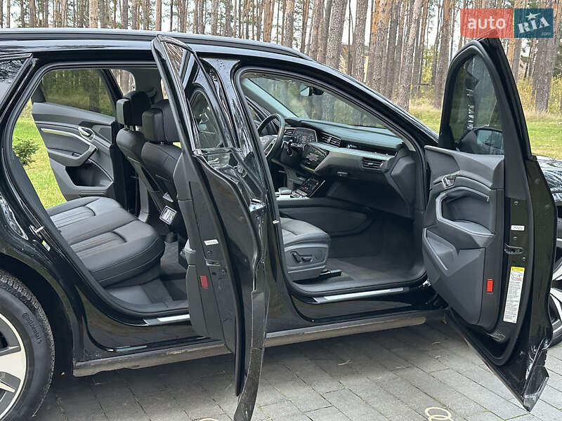 Внедорожник / Кроссовер Audi Q8 e-tron 2023 в Житомире фото 47 Внедорожник / Кроссовер Audi Q8 e-tron 2023 в Житомире