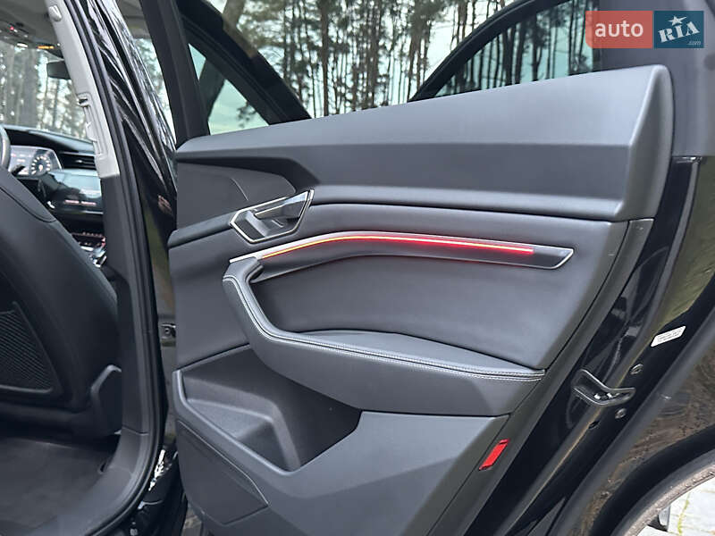 Внедорожник / Кроссовер Audi Q8 e-tron 2023 в Житомире фото 58 Внедорожник / Кроссовер Audi Q8 e-tron 2023 в Житомире