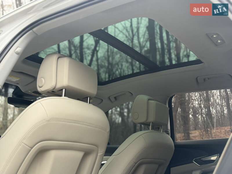 Внедорожник / Кроссовер Audi Q8 e-tron 2023 в Харькове