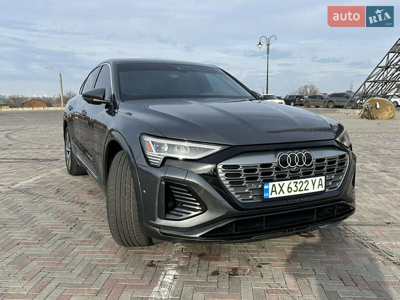 Внедорожник / Кроссовер Audi Q8 e-tron 2023 в Харькове