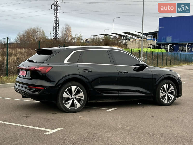 Внедорожник / Кроссовер Audi Q8 e-tron 2023 в Ровно фото 9 Внедорожник / Кроссовер Audi Q8 e-tron 2023 в Ровно