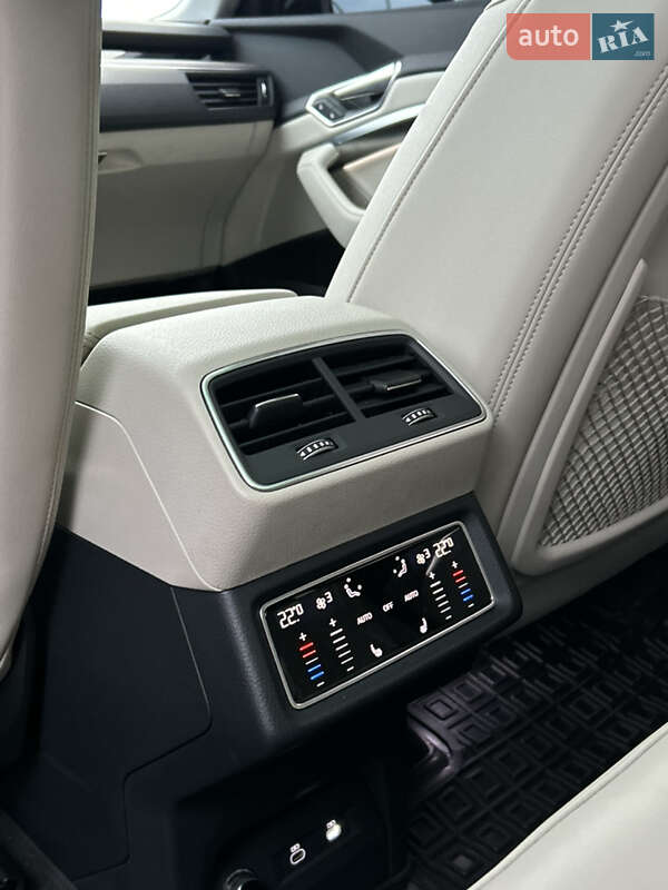 Внедорожник / Кроссовер Audi Q8 e-tron 2023 в Ровно фото 21 Внедорожник / Кроссовер Audi Q8 e-tron 2023 в Ровно