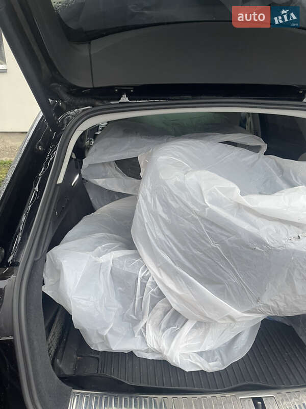 Внедорожник / Кроссовер Audi Q8 e-tron 2023 в Ровно фото 28 Внедорожник / Кроссовер Audi Q8 e-tron 2023 в Ровно