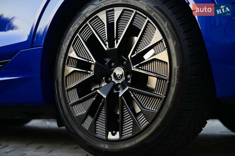 Внедорожник / Кроссовер Audi Q8 e-tron 2023 в Одессе фото 21 Внедорожник / Кроссовер Audi Q8 e-tron 2023 в Одессе