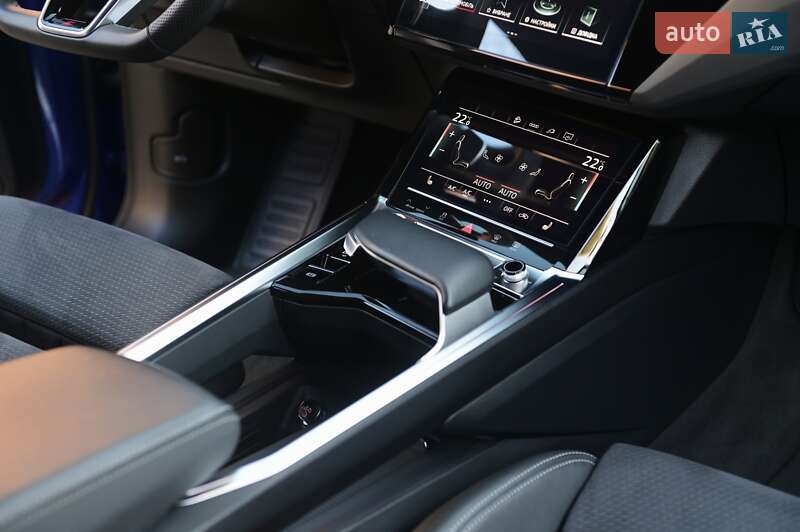 Внедорожник / Кроссовер Audi Q8 e-tron 2023 в Одессе фото 69 Внедорожник / Кроссовер Audi Q8 e-tron 2023 в Одессе