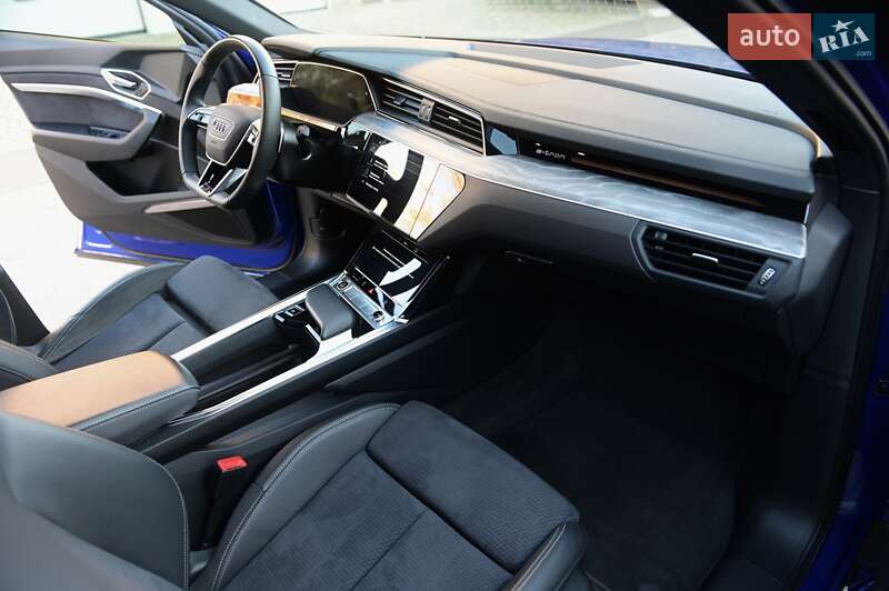 Внедорожник / Кроссовер Audi Q8 e-tron 2023 в Одессе фото 70 Внедорожник / Кроссовер Audi Q8 e-tron 2023 в Одессе
