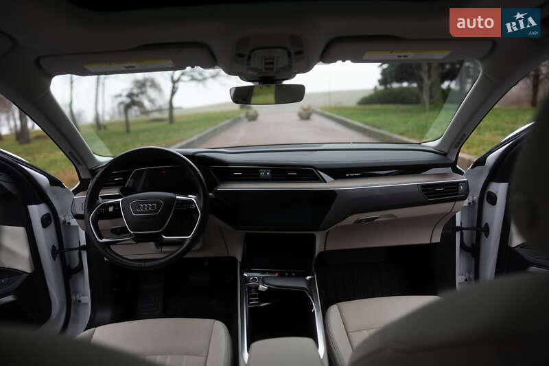 Внедорожник / Кроссовер Audi Q8 e-tron 2023 в Житомире фото 20 Внедорожник / Кроссовер Audi Q8 e-tron 2023 в Житомире