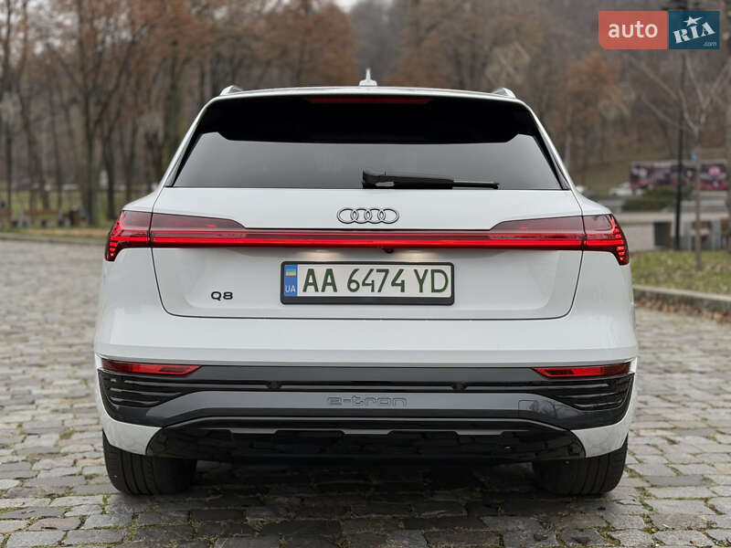 Внедорожник / Кроссовер Audi Q8 e-tron 2023 в Киеве фото 6 Внедорожник / Кроссовер Audi Q8 e-tron 2023 в Киеве