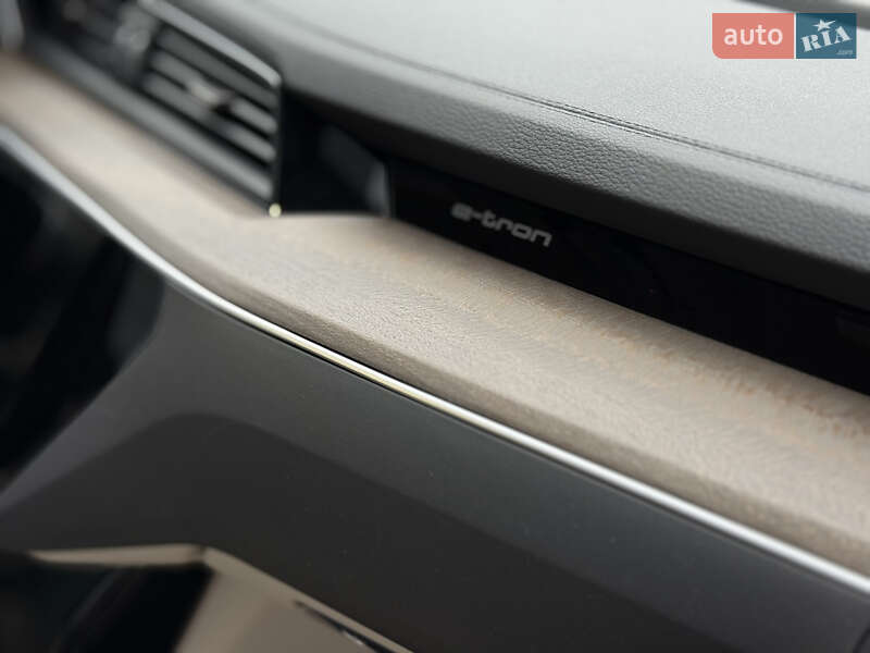 Внедорожник / Кроссовер Audi Q8 e-tron 2023 в Киеве фото 41 Внедорожник / Кроссовер Audi Q8 e-tron 2023 в Киеве