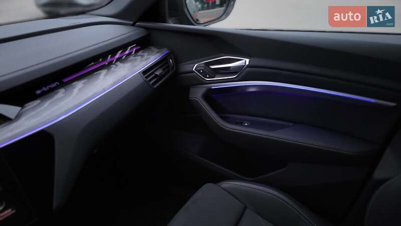 Внедорожник / Кроссовер Audi Q8 e-tron 2023 в Хмельницком фото 63 Внедорожник / Кроссовер Audi Q8 e-tron 2023 в Хмельницком