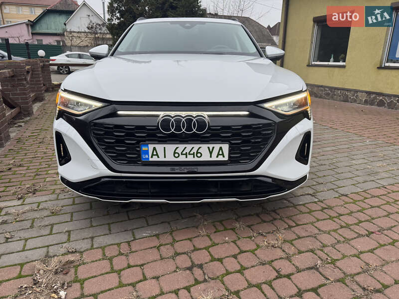 Внедорожник / Кроссовер Audi Q8 e-tron 2023 в Киеве фото 13 Внедорожник / Кроссовер Audi Q8 e-tron 2023 в Киеве