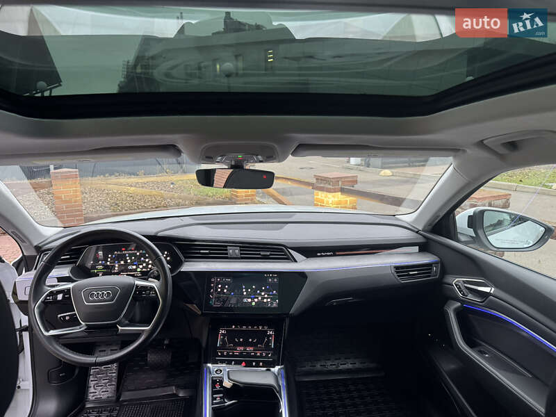 Внедорожник / Кроссовер Audi Q8 e-tron 2023 в Киеве фото 17 Внедорожник / Кроссовер Audi Q8 e-tron 2023 в Киеве