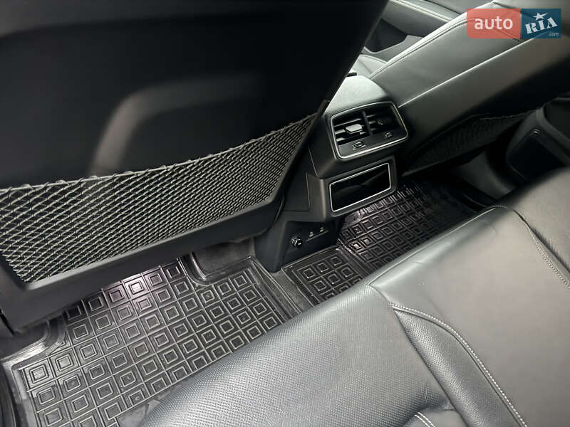 Внедорожник / Кроссовер Audi Q8 e-tron 2023 в Киеве фото 32 Внедорожник / Кроссовер Audi Q8 e-tron 2023 в Киеве