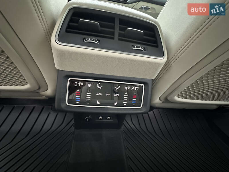 Внедорожник / Кроссовер Audi Q8 e-tron 2023 в Харькове