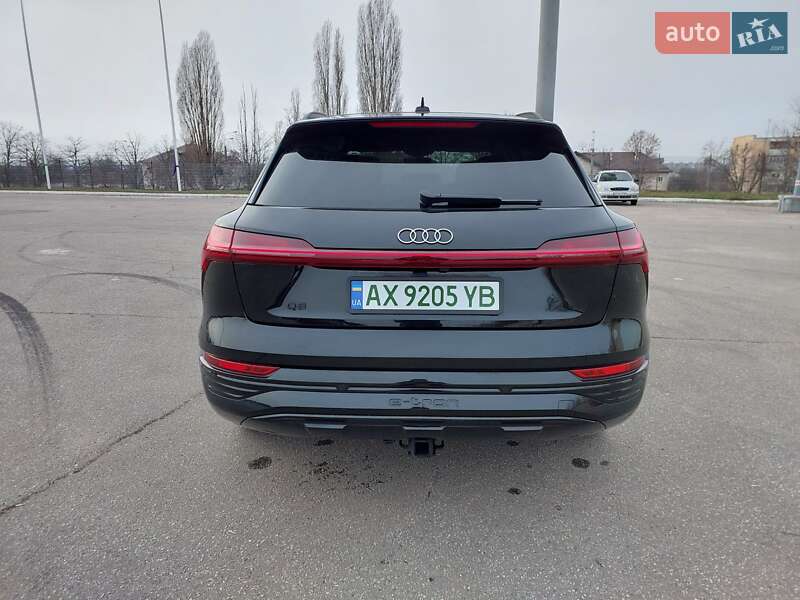 Внедорожник / Кроссовер Audi Q8 e-tron 2023 в Харькове