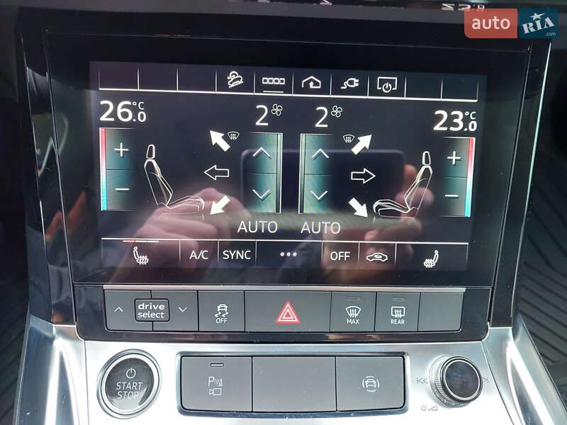 Внедорожник / Кроссовер Audi Q8 e-tron 2023 в Харькове