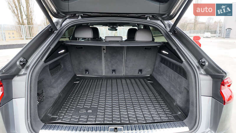 Внедорожник / Кроссовер Audi Q8 e-tron 2023 в Киеве