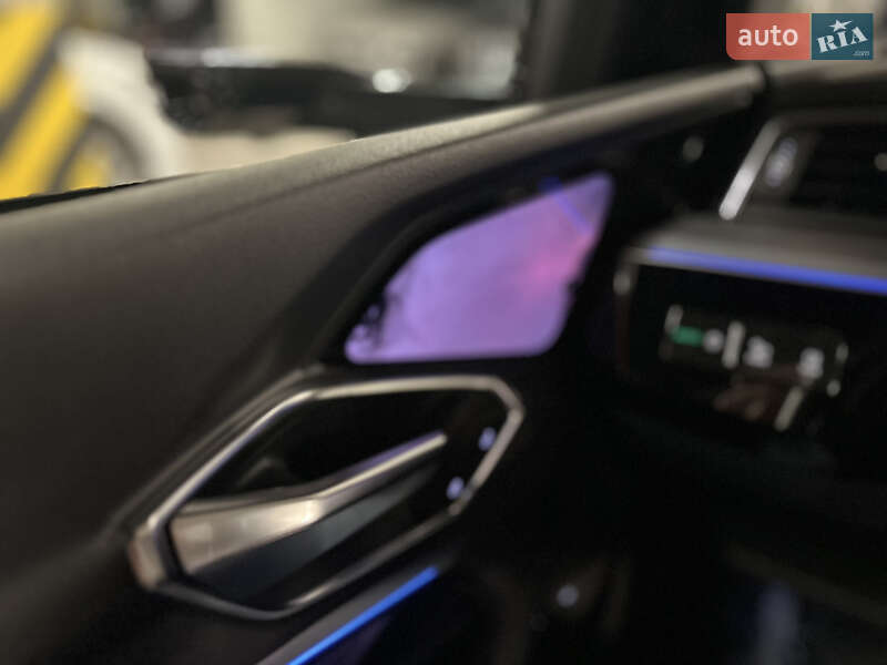 Внедорожник / Кроссовер Audi Q8 e-tron 2023 в Львове фото 24 Внедорожник / Кроссовер Audi Q8 e-tron 2023 в Львове