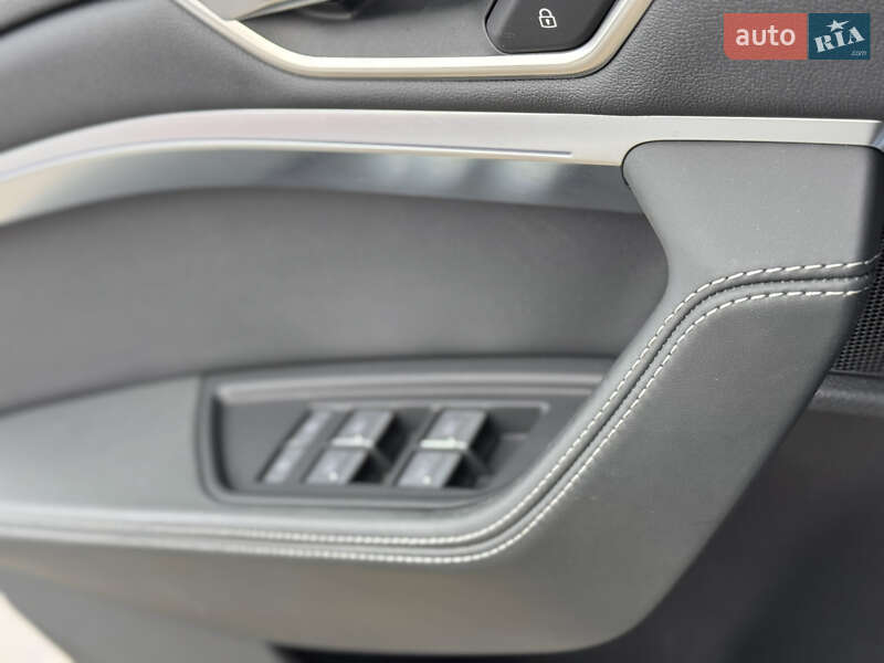 Внедорожник / Кроссовер Audi Q8 e-tron 2023 в Киеве фото 35 Внедорожник / Кроссовер Audi Q8 e-tron 2023 в Киеве