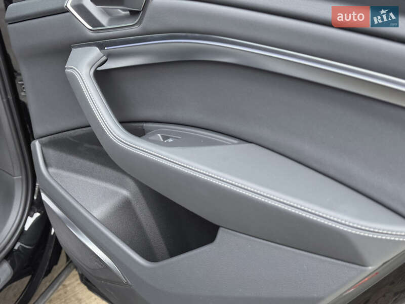 Внедорожник / Кроссовер Audi Q8 e-tron 2023 в Киеве фото 55 Внедорожник / Кроссовер Audi Q8 e-tron 2023 в Киеве