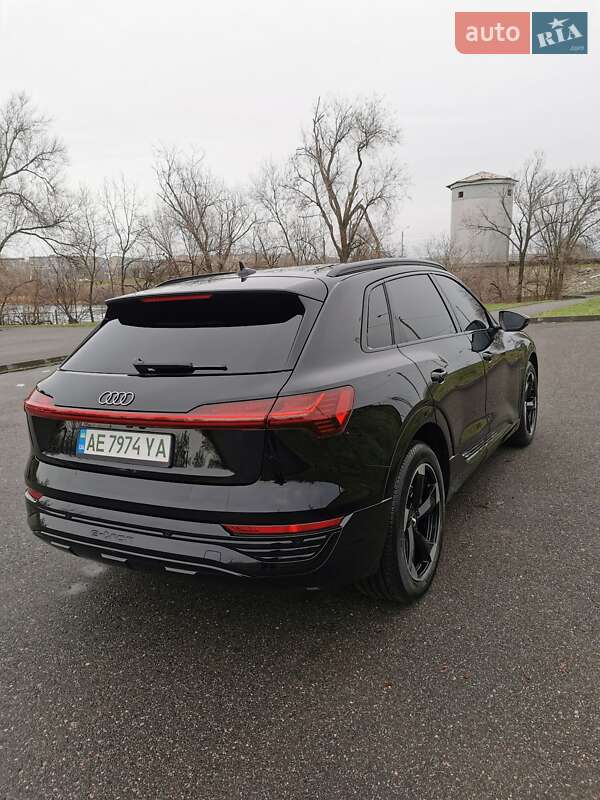 Внедорожник / Кроссовер Audi Q8 e-tron 2024 в Кривом Роге фото 7 Внедорожник / Кроссовер Audi Q8 e-tron 2024 в Кривом Роге