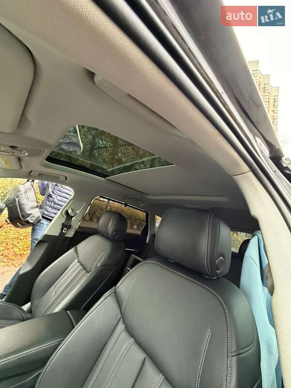 Позашляховик / Кросовер Audi Q8 e-tron 2023 в Києві фото 8 Позашляховик / Кросовер Audi Q8 e-tron 2023 в Києві