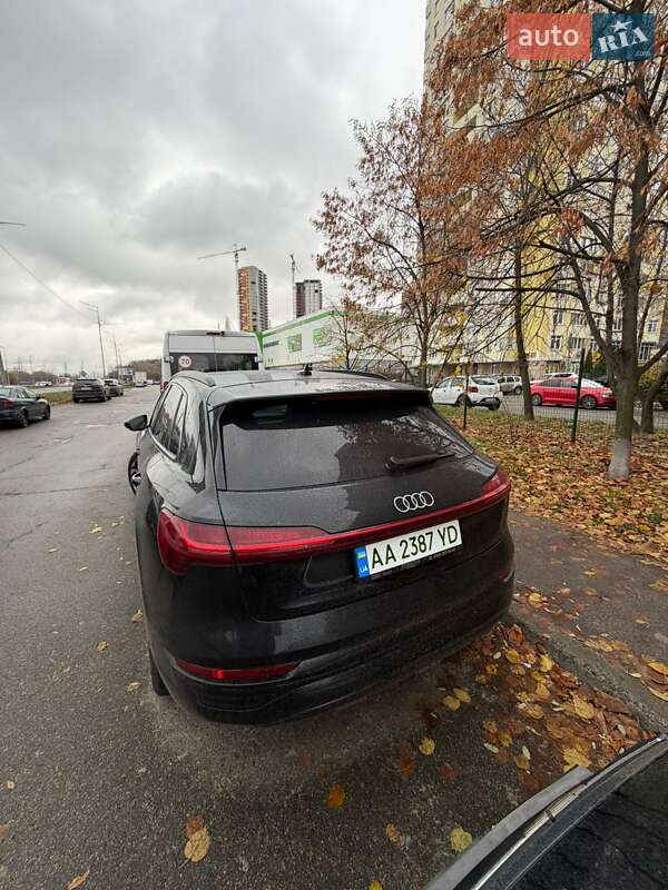 Позашляховик / Кросовер Audi Q8 e-tron 2023 в Києві фото 2 Позашляховик / Кросовер Audi Q8 e-tron 2023 в Києві