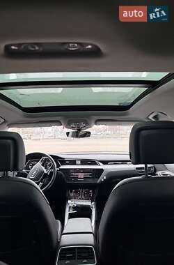 Внедорожник / Кроссовер Audi Q8 e-tron 2024 в Харькове