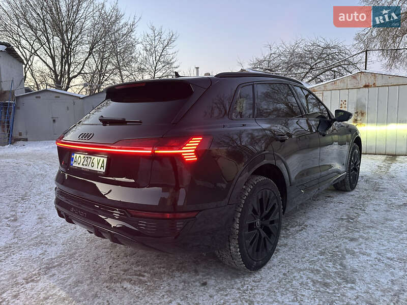 Внедорожник / Кроссовер Audi Q8 e-tron 2023 в Белой Церкви