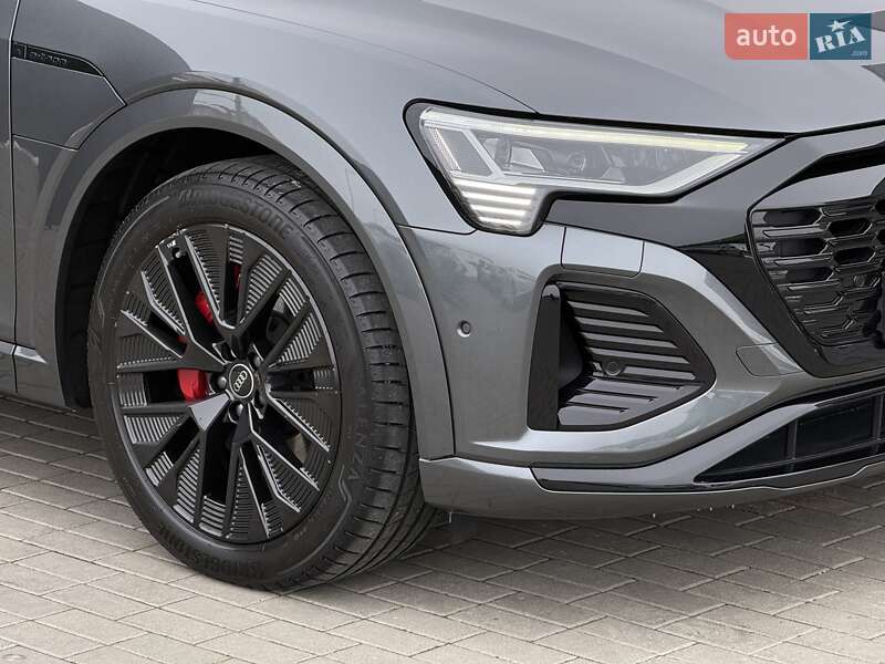 Внедорожник / Кроссовер Audi Q8 e-tron 2023 в Мукачево