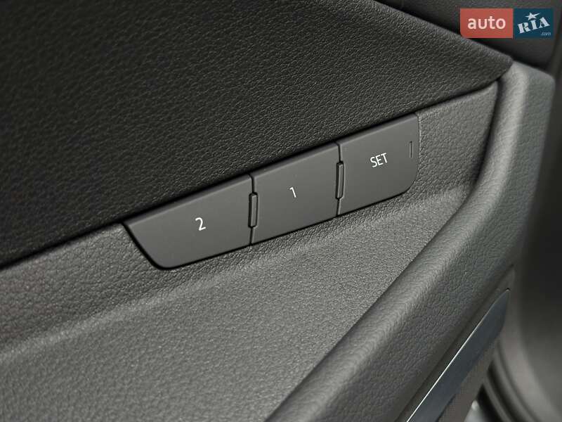 Внедорожник / Кроссовер Audi Q8 e-tron 2023 в Мукачево