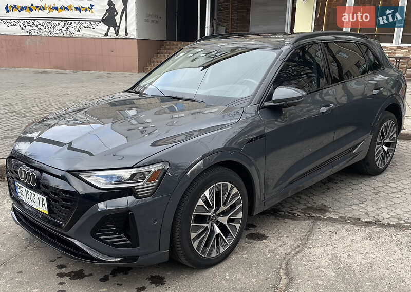 Audi Q8 e-tron 2023