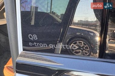Внедорожник / Кроссовер Audi Q8 e-tron 2023 в Киеве