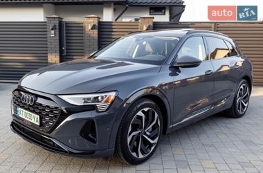 Внедорожник / Кроссовер Audi Q8 e-tron 2024 в Ивано-Франковске