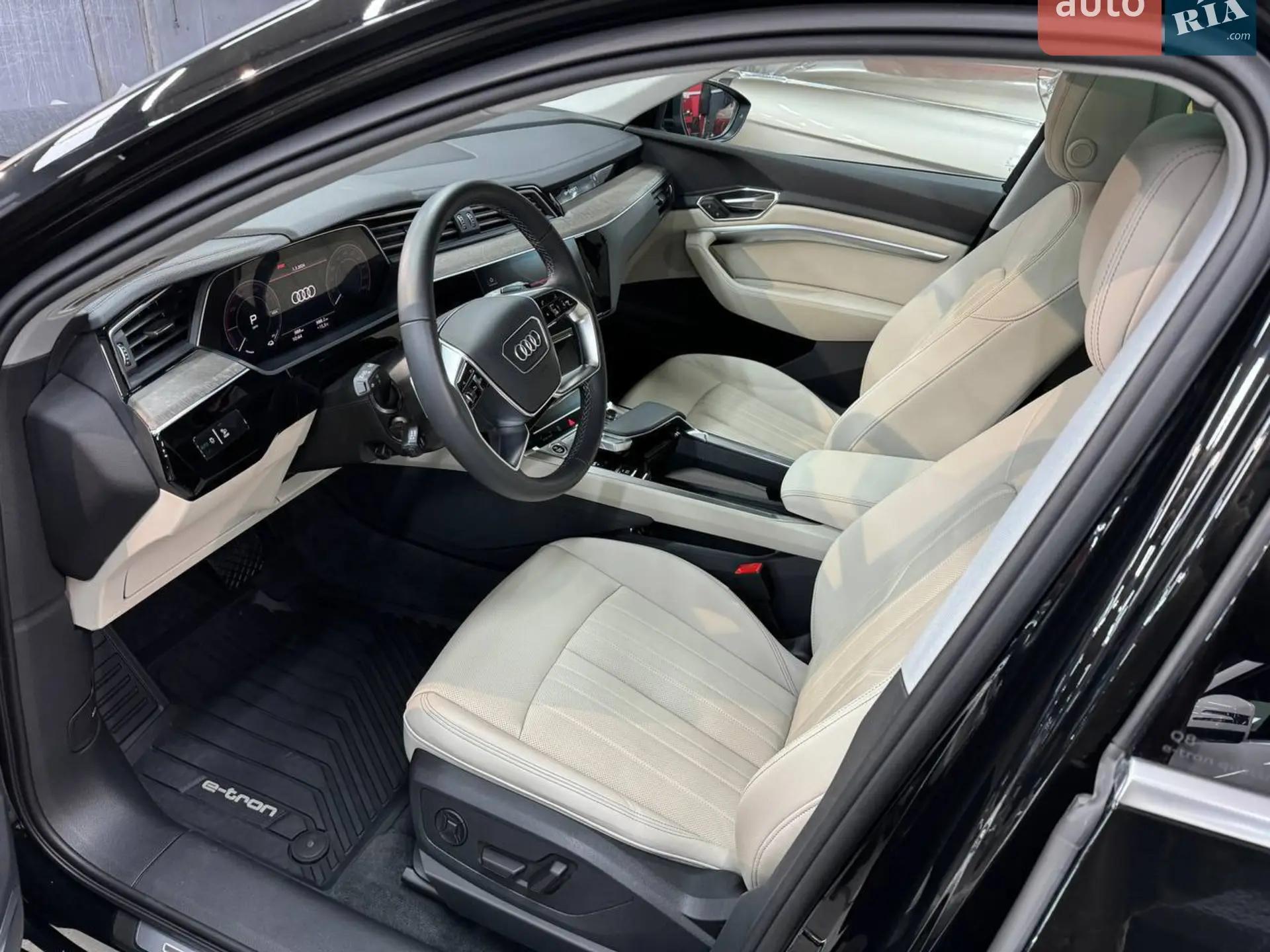2023 Audi Q8 - мініатюра 13