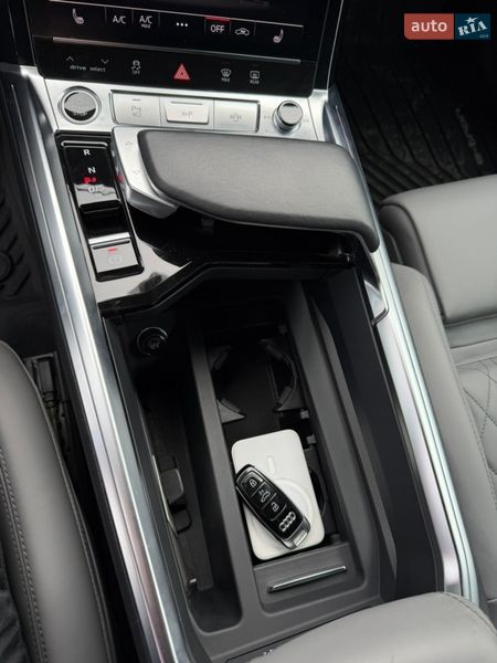 Внедорожник / Кроссовер Audi Q8 e-tron 2023 в Виннице