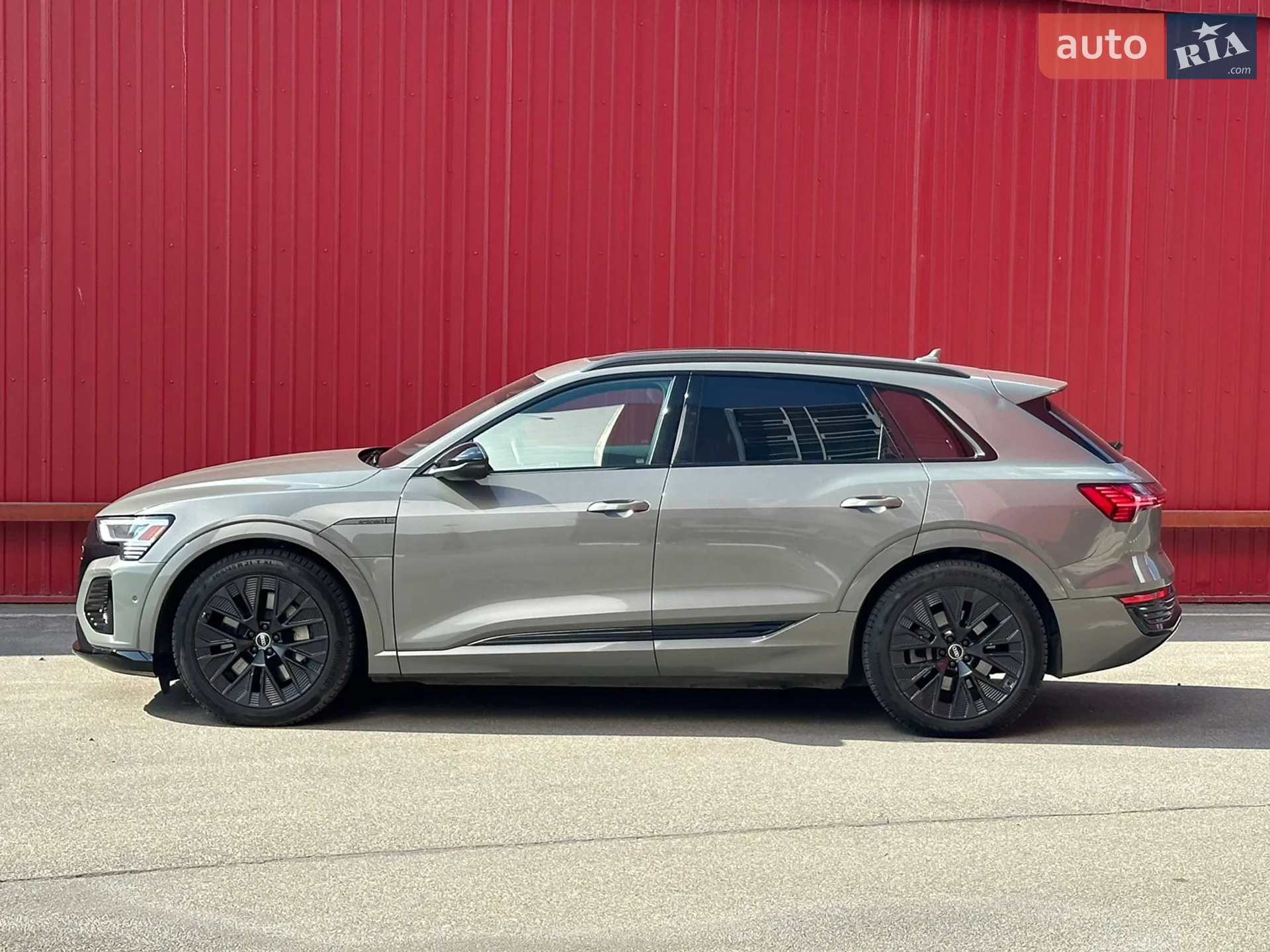 2023 Audi Q8 - мініатюра 8