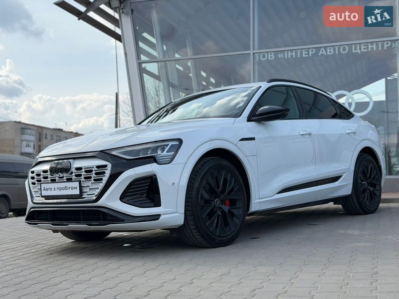Внедорожник / Кроссовер Audi Q8 e-tron 2023 в Хмельницком