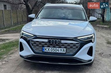 Внедорожник / Кроссовер Audi Q8 e-tron 2023 в Харькове
