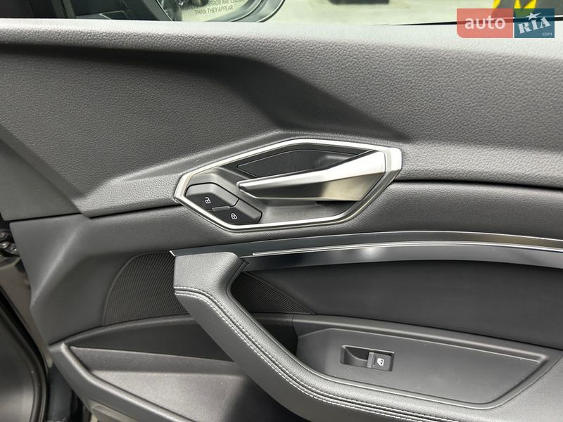 Позашляховик / Кросовер Audi Q8 e-tron 2023 в Чернівцях фото 30 Позашляховик / Кросовер Audi Q8 e-tron 2023 в Чернівцях