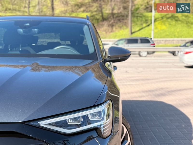 Внедорожник / Кроссовер Audi Q8 e-tron 2024 в Киеве
