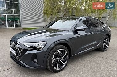 Внедорожник / Кроссовер Audi Q8 e-tron 2024 в Киеве
