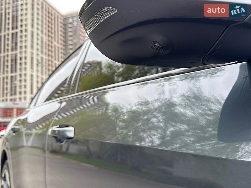 Внедорожник / Кроссовер Audi Q8 e-tron 2024 в Киеве