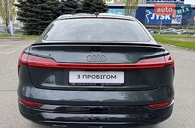 Внедорожник / Кроссовер Audi Q8 e-tron 2024 в Киеве
