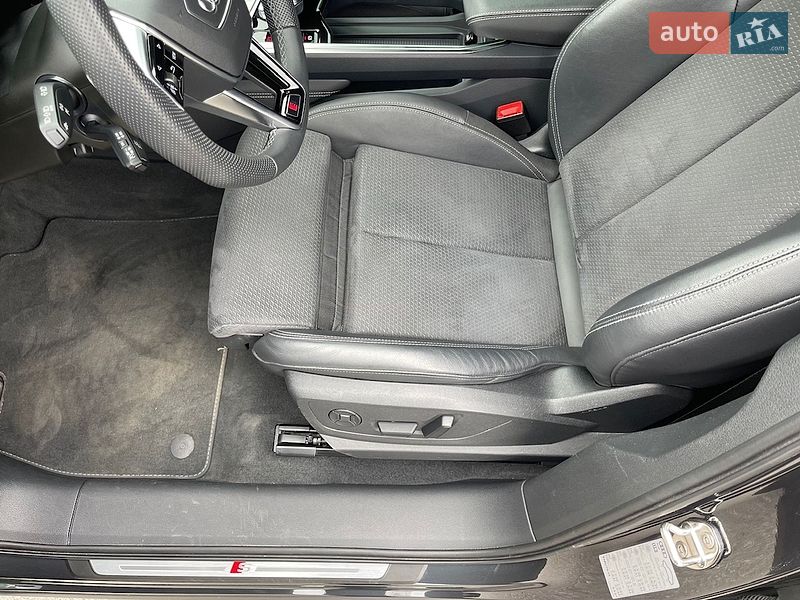 Внедорожник / Кроссовер Audi Q8 e-tron 2024 в Киеве