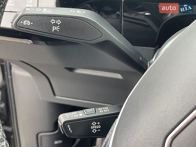 Внедорожник / Кроссовер Audi Q8 e-tron 2024 в Киеве