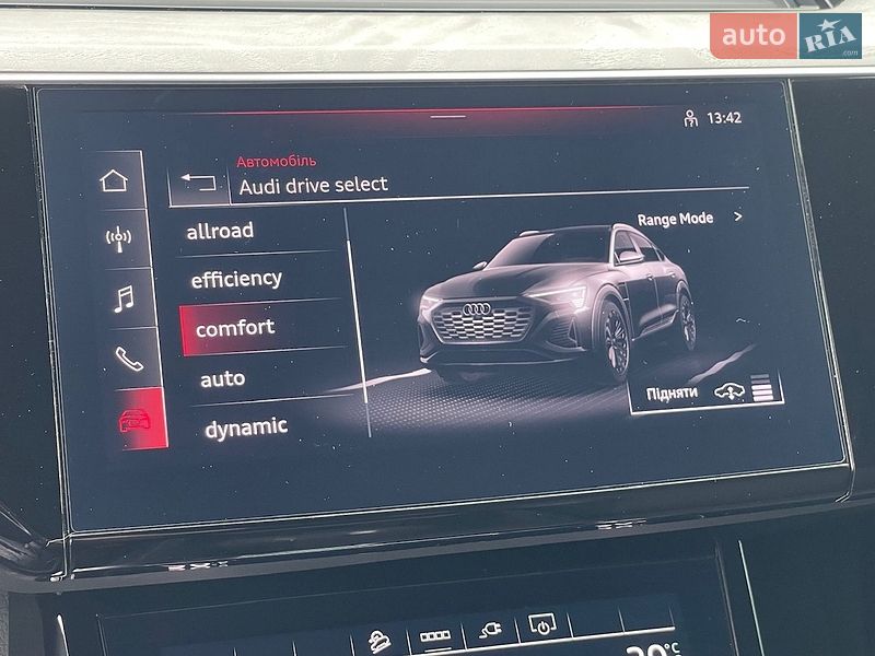 Внедорожник / Кроссовер Audi Q8 e-tron 2024 в Киеве
