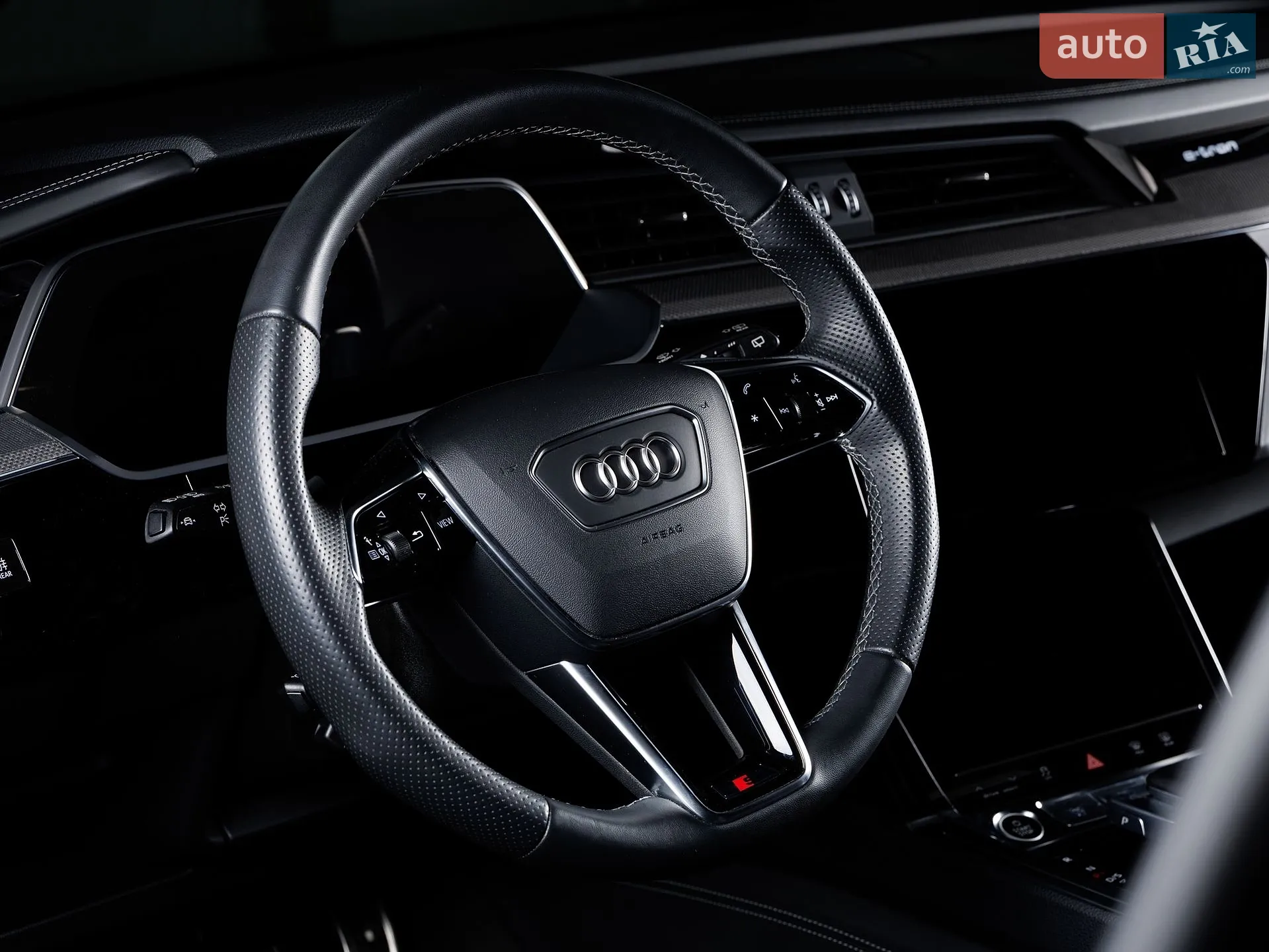 2023 Audi Q8 - мініатюра 32